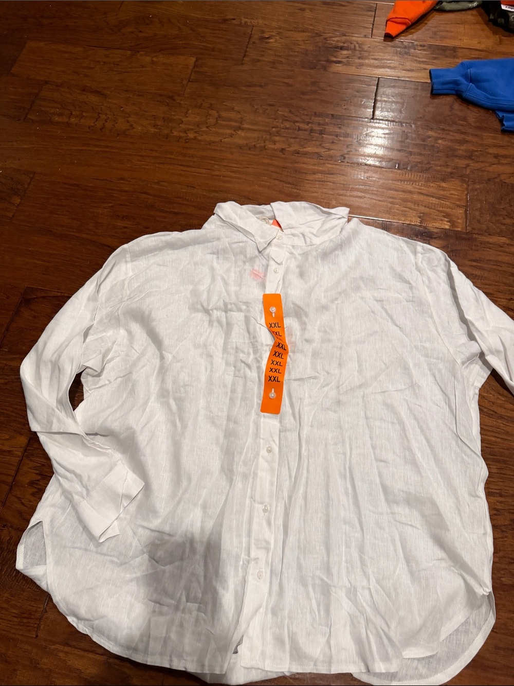 Blank NYC White Button-Front Linen-Blend Blouse